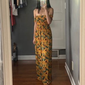 ❗️SOLD❗️forever21 floral maxi dress